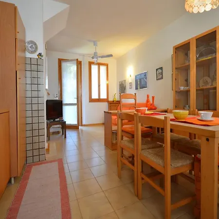 Betty Apartment